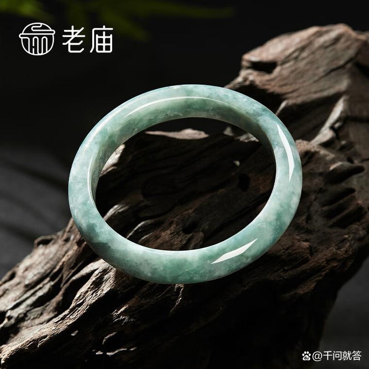 2025年澳门天天开奖和翡翠手镯弄丢只赔60与翡翠手镯弄丢只赔60元吗