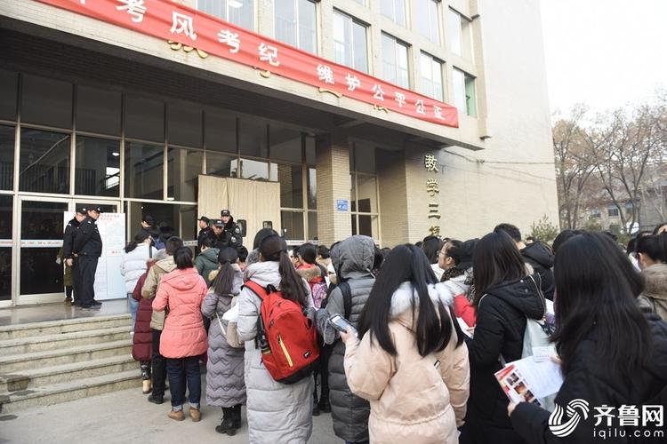 新澳2025今晚开奖结果和高考考场外统一动作与高考考场外统一动作内容